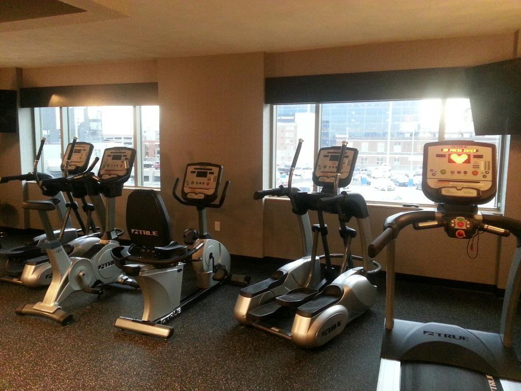 Doubletree By Hilton St. Louis Forest Park Saint Louis Exterior foto