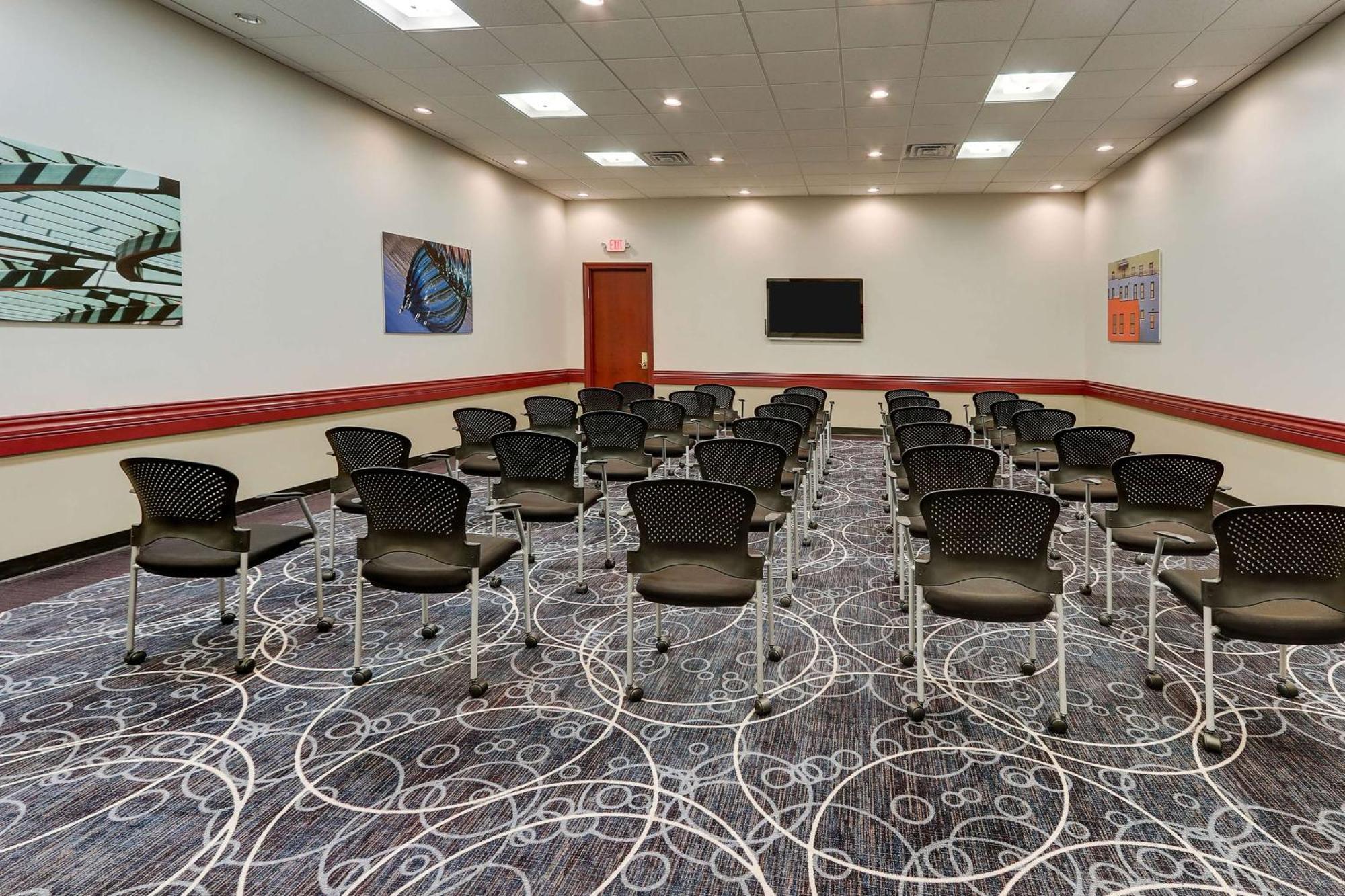 Doubletree By Hilton St. Louis Forest Park Saint Louis Exterior foto