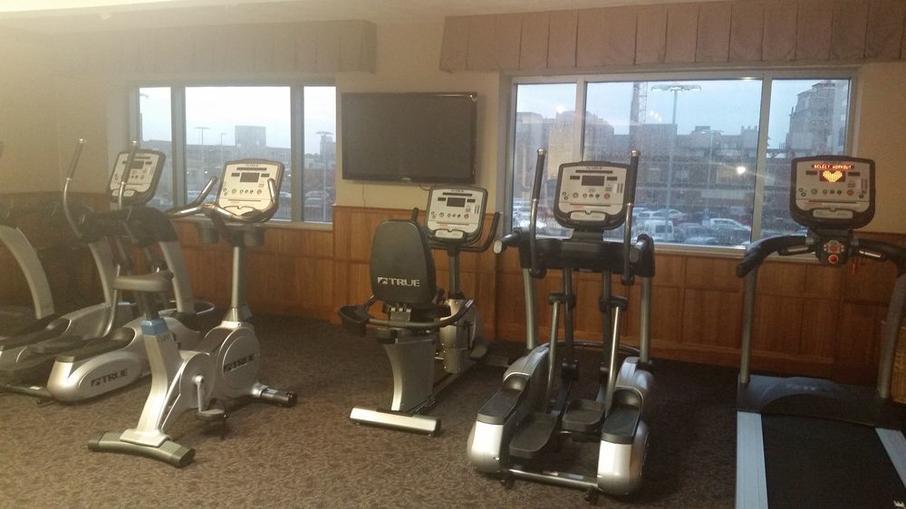 Doubletree By Hilton St. Louis Forest Park Saint Louis Exterior foto